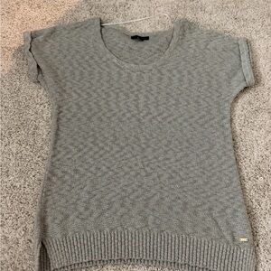 Wonens gray/silver knit shirt
